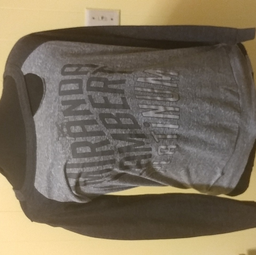 Raglan tee
